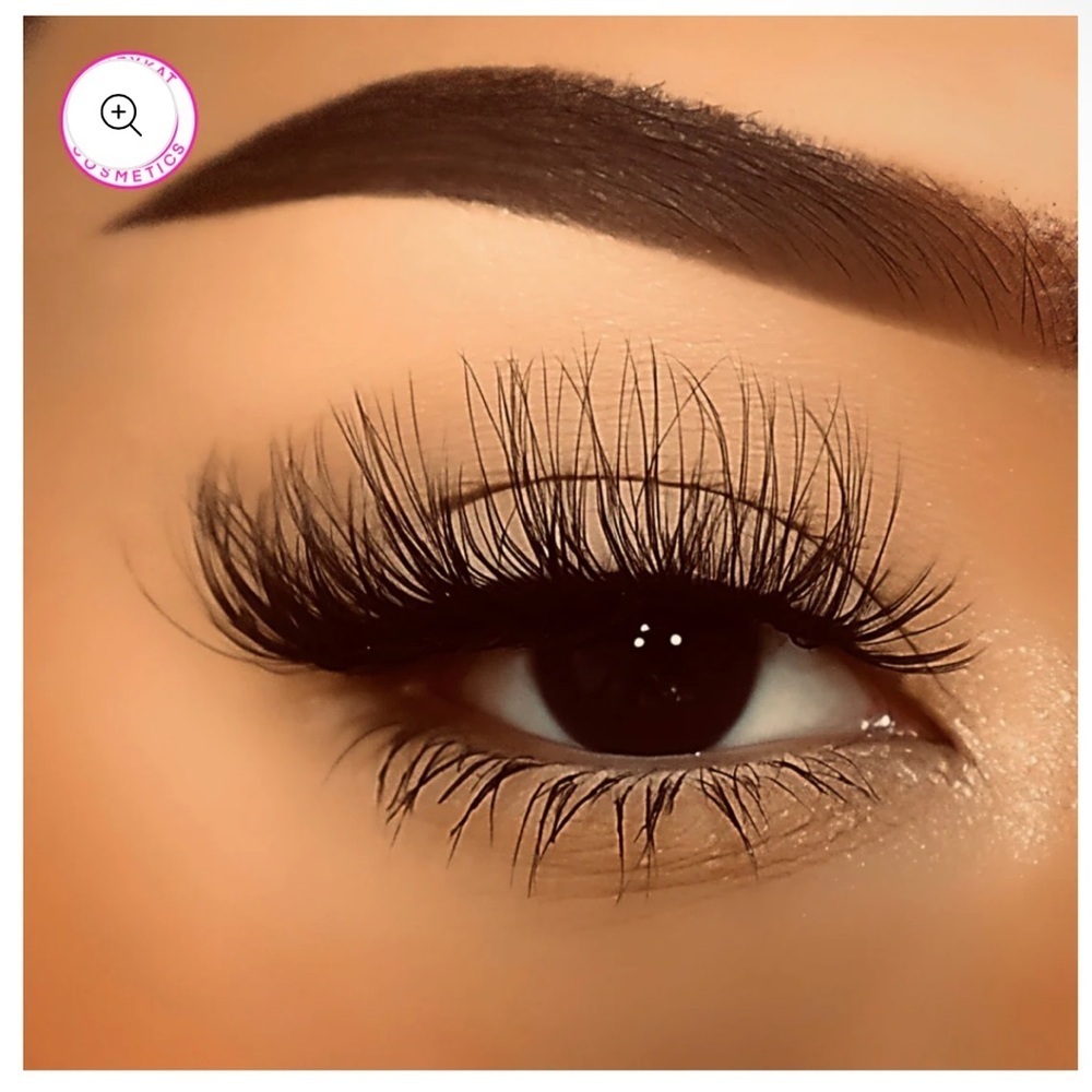 Daizykat Cosmetics Penelope 4D Luxury Handmade Lashes Black Reusable Vegan